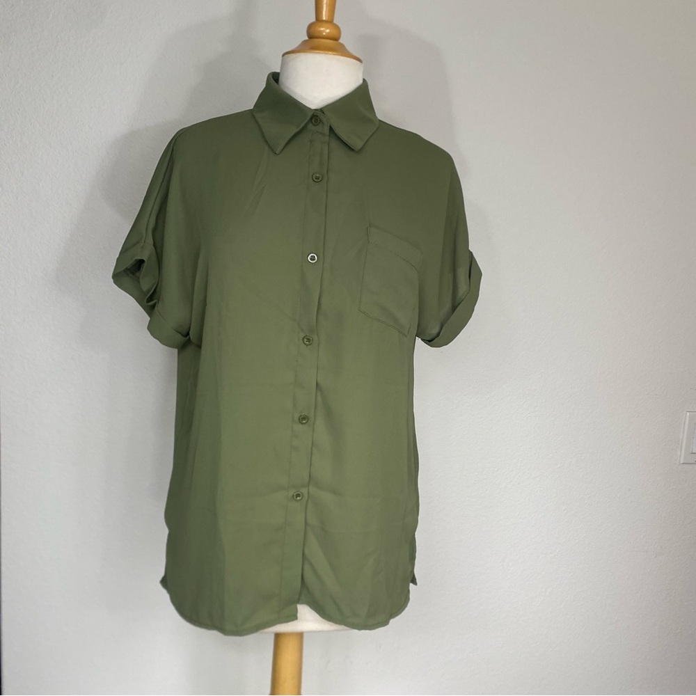 Pausus Women's Olive Green Collared Button Down Camp Shirt Size Small Classic